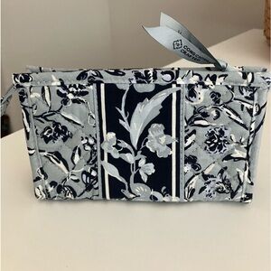 Vera Bradley cosmetic case